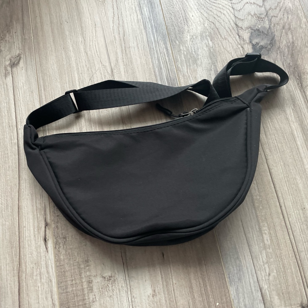 Black Purse